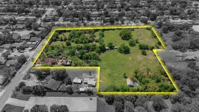2700 Hitson Lane, Fort Worth, TX 76112