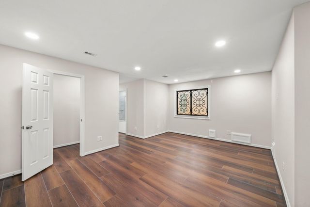 4023 Breakwood Drive, Houston, TX 77025