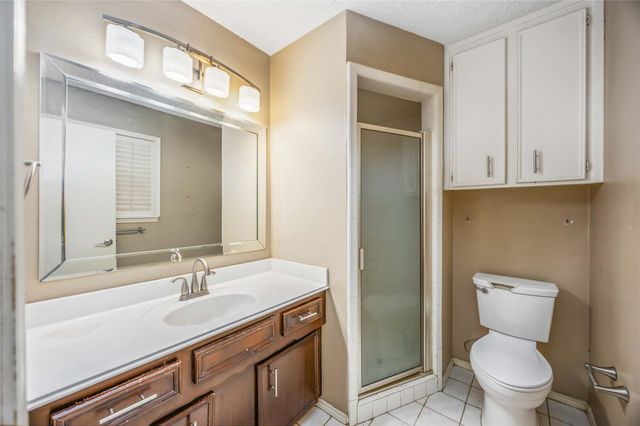 9871 Sageaspen Lane, Houston, TX 77089