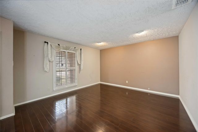 9871 Sageaspen Lane, Houston, TX 77089