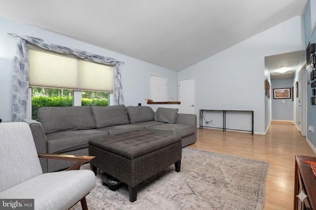 1876 SEVERN GROVE RD, Annapolis, MD 21401