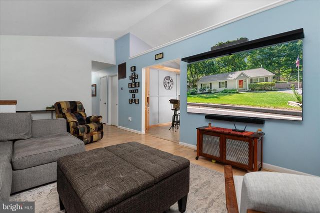 1876 SEVERN GROVE RD, Annapolis, MD 21401