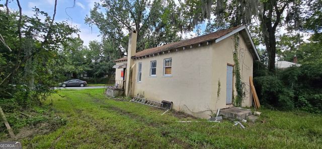 1307 E 42nd Street, Savannah, GA 31404