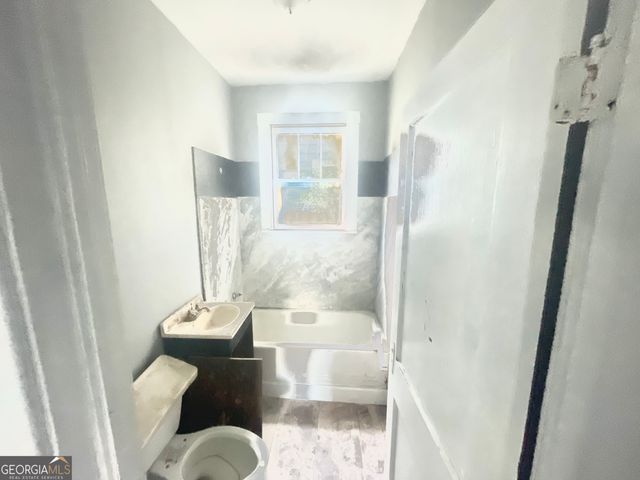 1307 E 42nd Street, Savannah, GA 31404