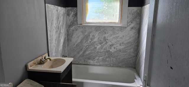 1307 E 42nd Street, Savannah, GA 31404