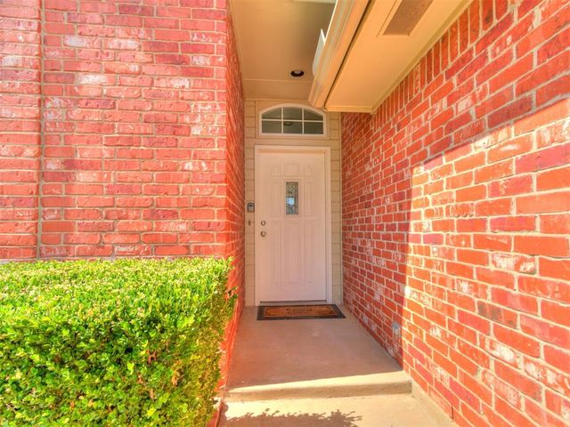 9617 Gold Field Place, Oklahoma City, OK 73128
