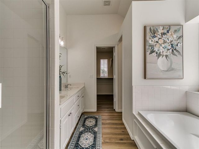 9617 Gold Field Place, Oklahoma City, OK 73128