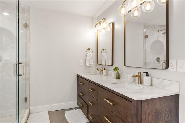 110 Lake Top Court, Roswell, GA 30076