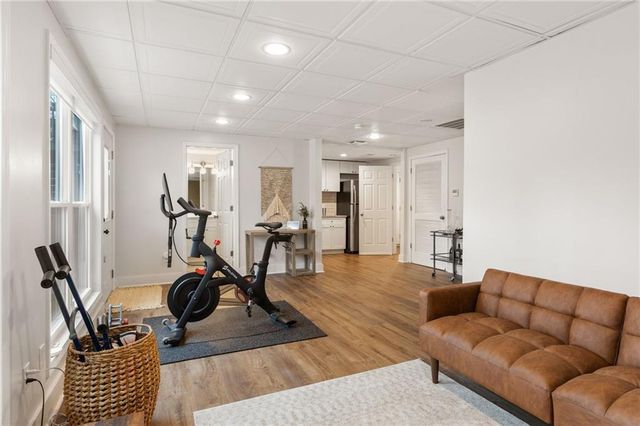 110 Lake Top Court, Roswell, GA 30076