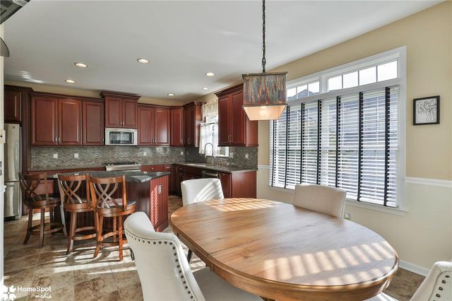 480 Inverness Circle, Easton, PA 18042