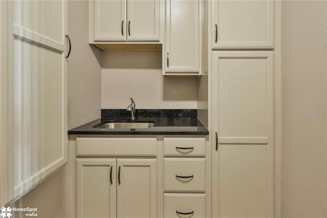 480 Inverness Circle, Easton, PA 18042
