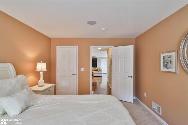 480 Inverness Circle, Easton, PA 18042