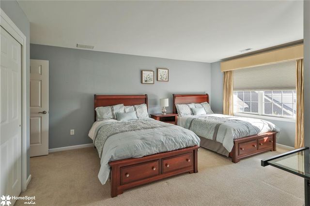 480 Inverness Circle, Easton, PA 18042