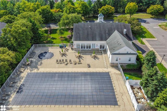 480 Inverness Circle, Easton, PA 18042