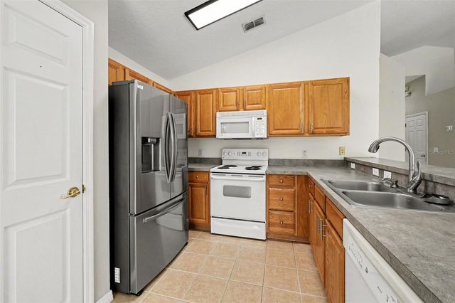 251 KENSINGTON DRIVE, Davenport, FL 33897