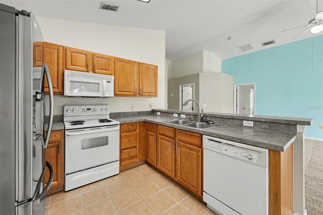 251 KENSINGTON DRIVE, Davenport, FL 33897