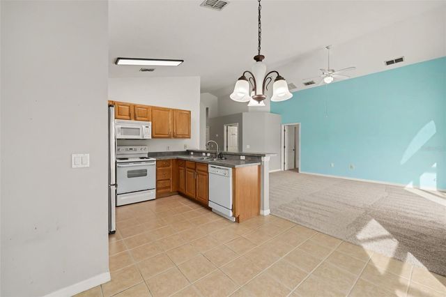 251 KENSINGTON DRIVE, Davenport, FL 33897