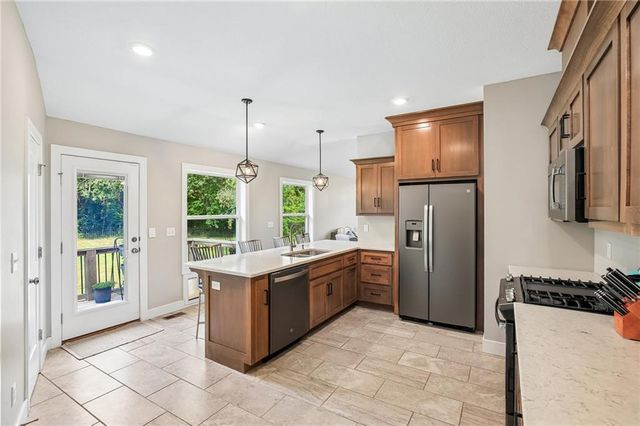 23904 S Lucille Lane, Peculiar, MO 64078