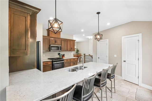23904 S Lucille Lane, Peculiar, MO 64078
