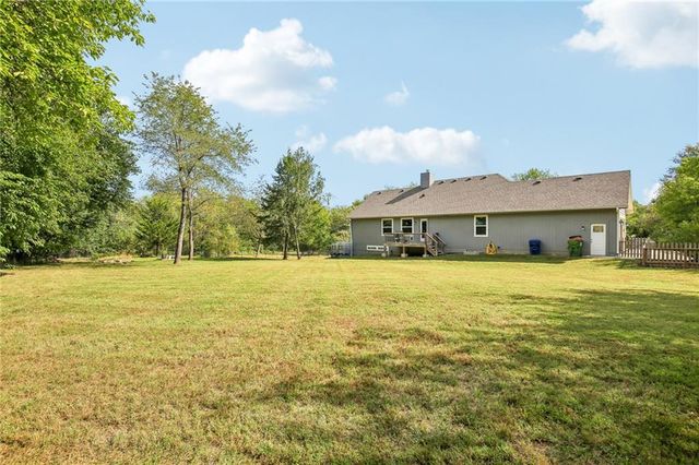 23904 S Lucille Lane, Peculiar, MO 64078