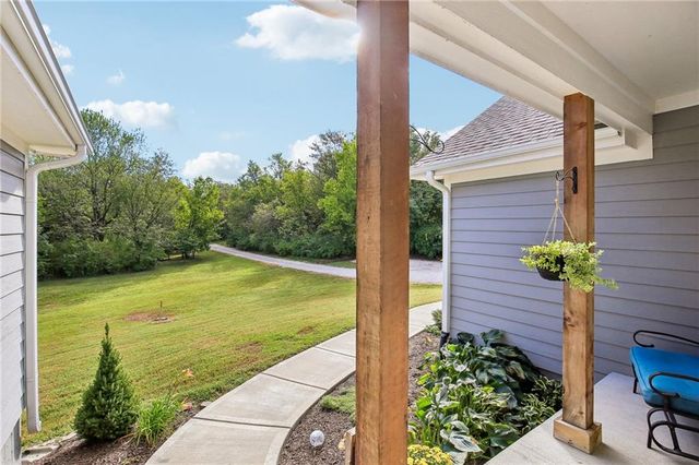 23904 S Lucille Lane, Peculiar, MO 64078