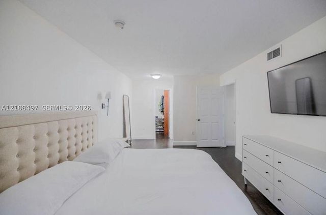 6245 SW 47th Mnr 101, Davie, FL 33314