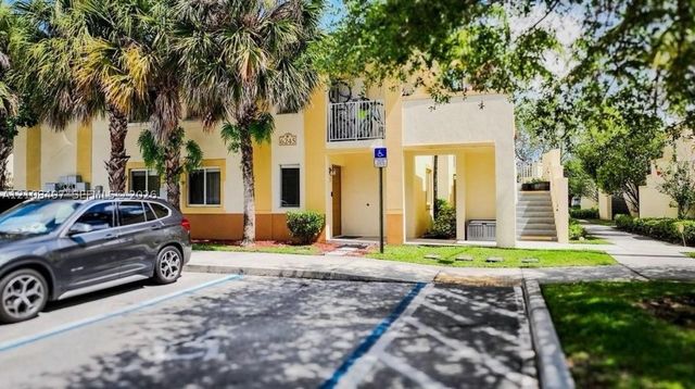6245 SW 47th Mnr 101, Davie, FL 33314