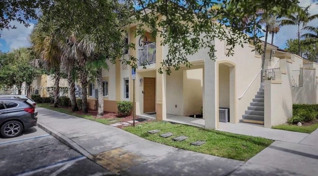 6245 SW 47th Mnr 101, Davie, FL 33314
