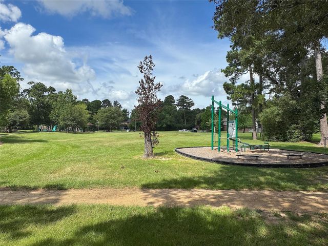 20422 Silver Oak Trail, Kingwood, TX 77346