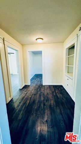 219 E 10th Street, Long Beach, CA 90813