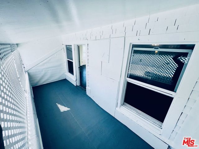 219 E 10th Street, Long Beach, CA 90813