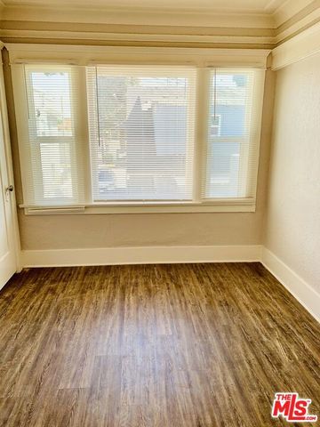 219 E 10th Street, Long Beach, CA 90813