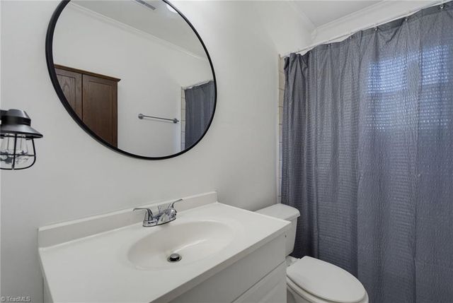 650 Highland Park Drive, Eden, NC 27288