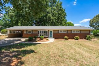 650 Highland Park Drive, Eden, NC 27288