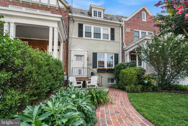 2303 38TH ST NW, Washington, DC 20007