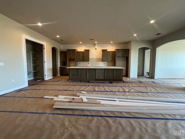 13207 WINTERSWEET, Bakersfield, CA 93314