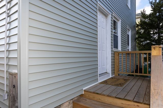 23 Slocum Street, Acushnet, MA 02743