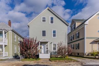 23 Slocum Street, Acushnet, MA 02743