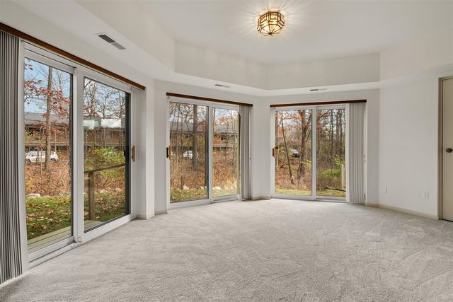 2125 Nature Cove Court 108, Ann Arbor, MI 48104