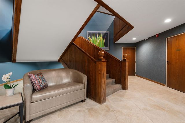 2125 Nature Cove Court 108, Ann Arbor, MI 48104