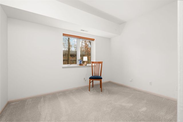 2125 Nature Cove Court 108, Ann Arbor, MI 48104