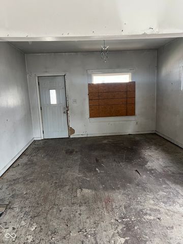 412 N Oakland Avenue, Indianapolis, IN 46201