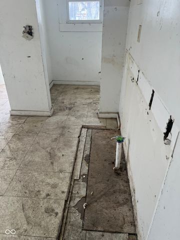 412 N Oakland Avenue, Indianapolis, IN 46201