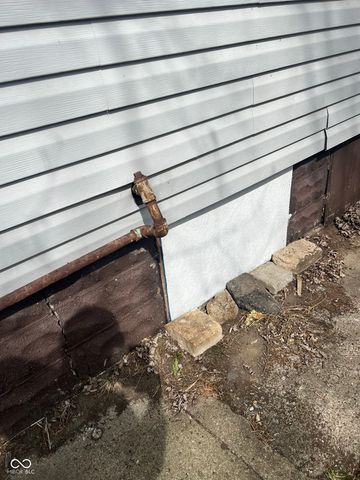 412 N Oakland Avenue, Indianapolis, IN 46201