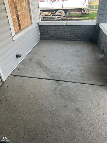 412 N Oakland Avenue, Indianapolis, IN 46201