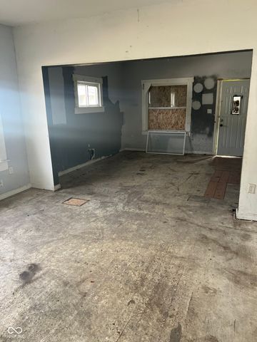 412 N Oakland Avenue, Indianapolis, IN 46201