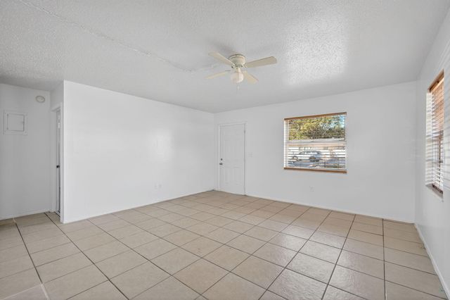 4600 Kelmar Drive, West Palm Beach, FL 33415