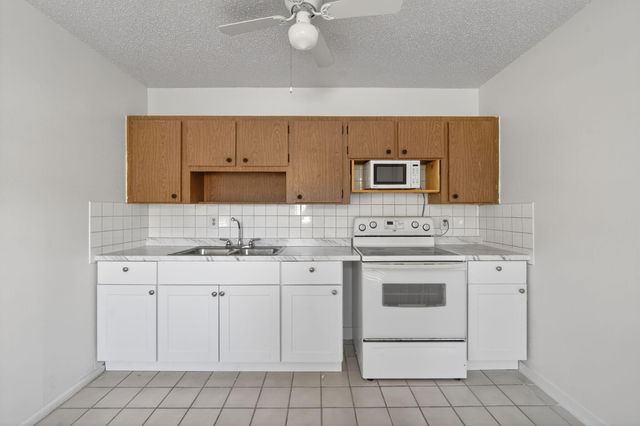 4600 Kelmar Drive, West Palm Beach, FL 33415