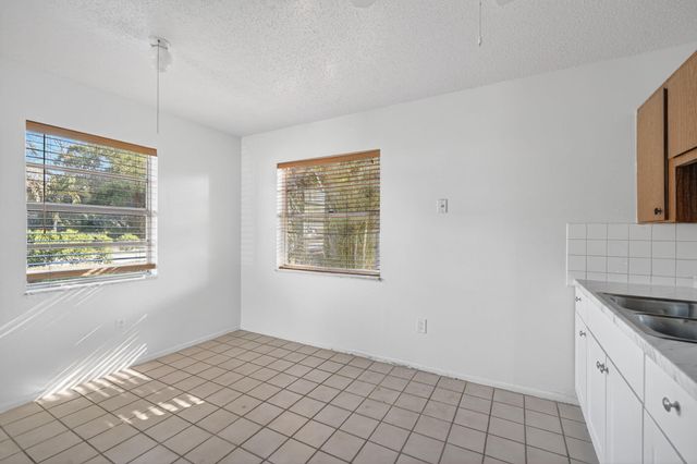 4600 Kelmar Drive, West Palm Beach, FL 33415