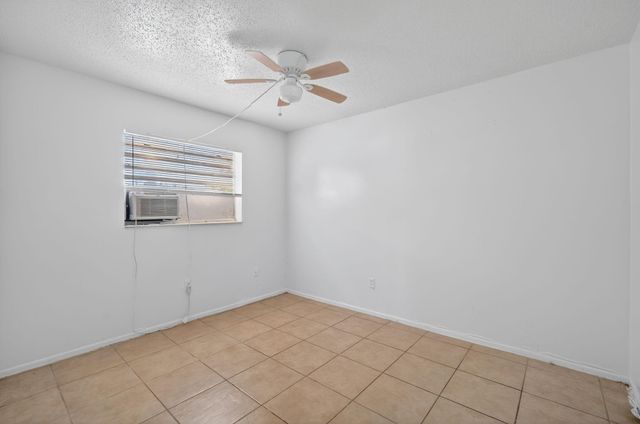 4600 Kelmar Drive, West Palm Beach, FL 33415